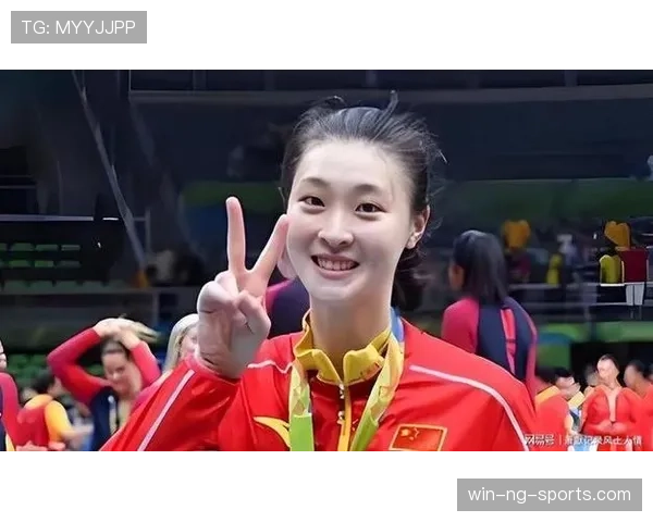 惠若琪退役后这生活也太松弛了吧，泡咖啡晒太阳，完全不像当年扣球那么狠